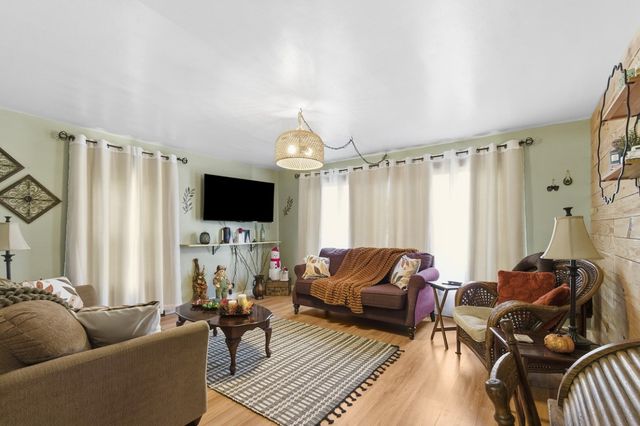 403 W 3RD Street, Waterford, PA 16441