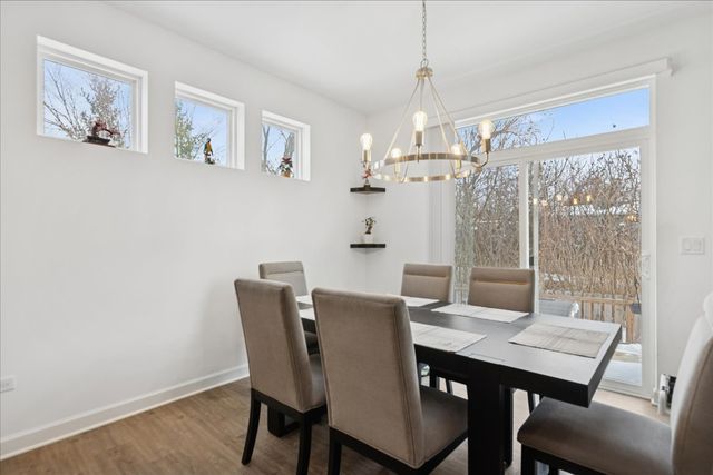 5 Lake Vista Court, Lake Villa, IL 60046