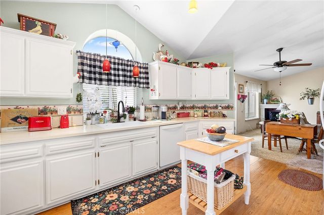 1645 Pear Tree Court, Hemet, CA 92545