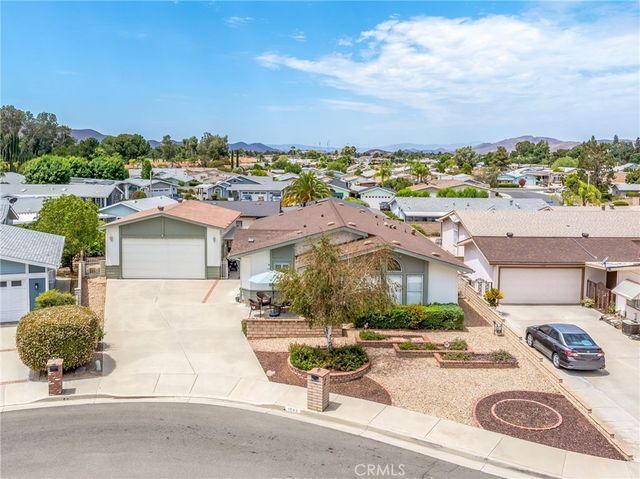 1645 Pear Tree Court, Hemet, CA 92545
