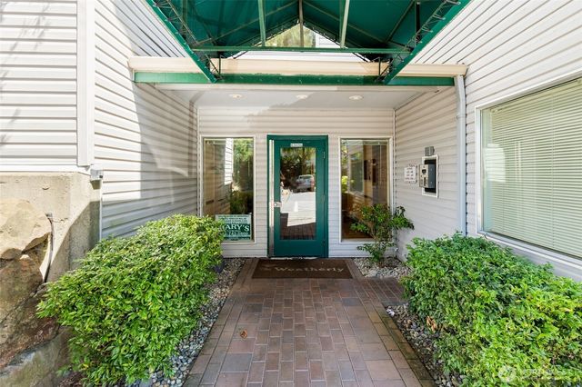 1522 NE 175th Street #403, Shoreline, WA 98155