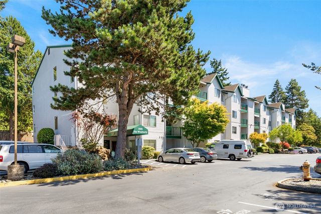 1522 NE 175th Street #403, Shoreline, WA 98155