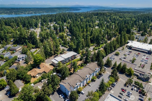 1522 NE 175th Street #403, Shoreline, WA 98155