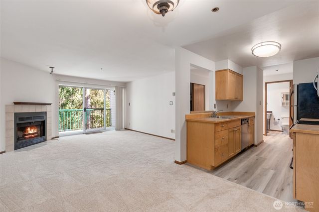 1522 NE 175th Street #403, Shoreline, WA 98155