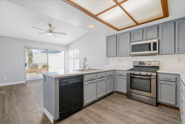 7486 Rock Canyon Drive, San Diego, CA 92126