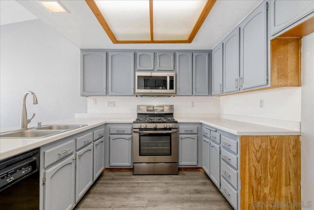 7486 Rock Canyon Drive, San Diego, CA 92126