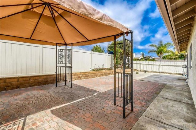 7486 Rock Canyon Drive, San Diego, CA 92126