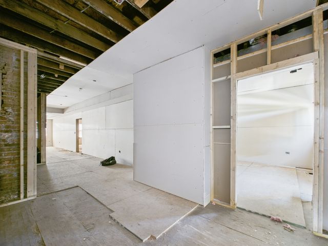 8551 S Ashland Avenue, Chicago, IL 60620