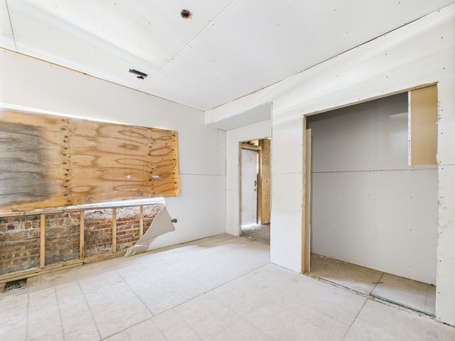 8551 S Ashland Avenue, Chicago, IL 60620