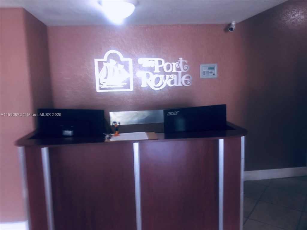 6969 Collins Ave 814, Miami Beach, FL 33141