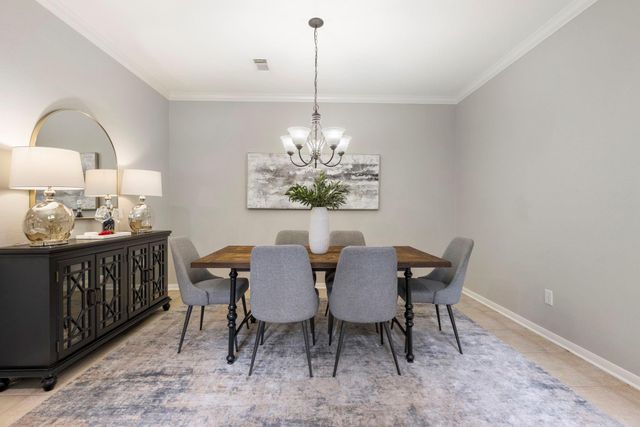 3 S Altwood Circle, The Woodlands, TX 77382