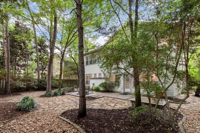 3 S Altwood Circle, The Woodlands, TX 77382