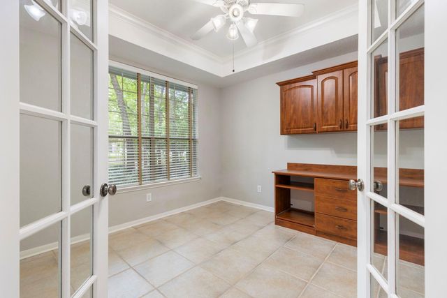 3 S Altwood Circle, The Woodlands, TX 77382