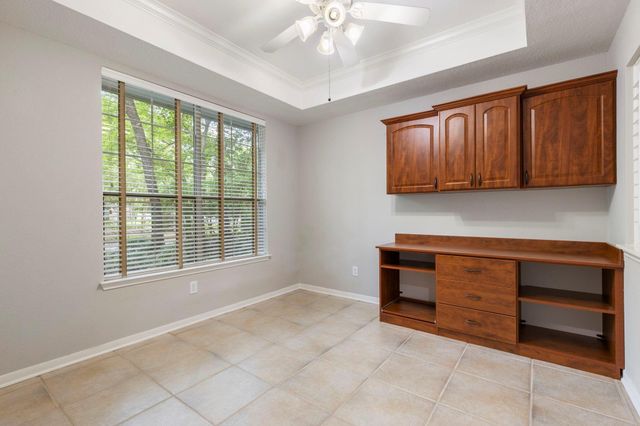 3 S Altwood Circle, The Woodlands, TX 77382