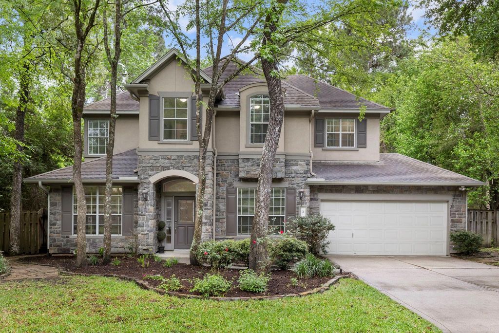 3 S Altwood Circle, The Woodlands, TX 77382
