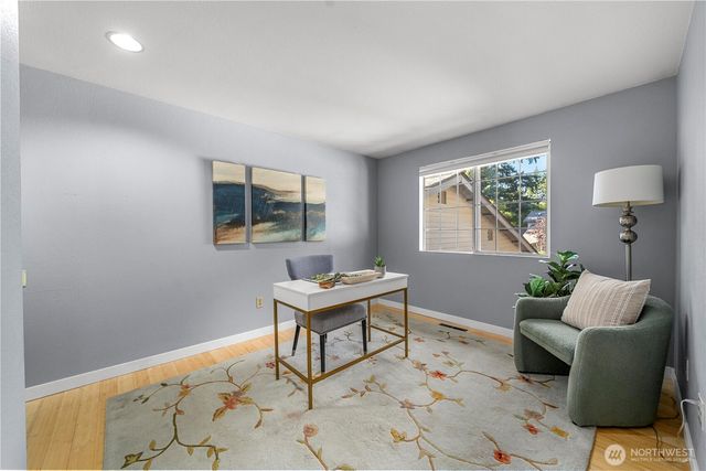 6640 114th Avenue SE, Bellevue, WA 98006