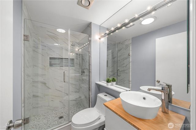 6640 114th Avenue SE, Bellevue, WA 98006