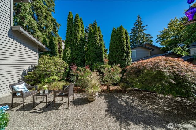 6640 114th Avenue SE, Bellevue, WA 98006