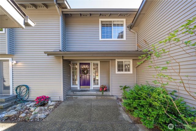 6640 114th Avenue SE, Bellevue, WA 98006