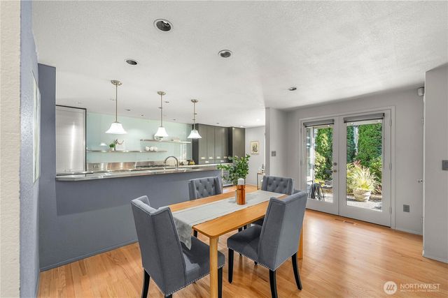 6640 114th Avenue SE, Bellevue, WA 98006