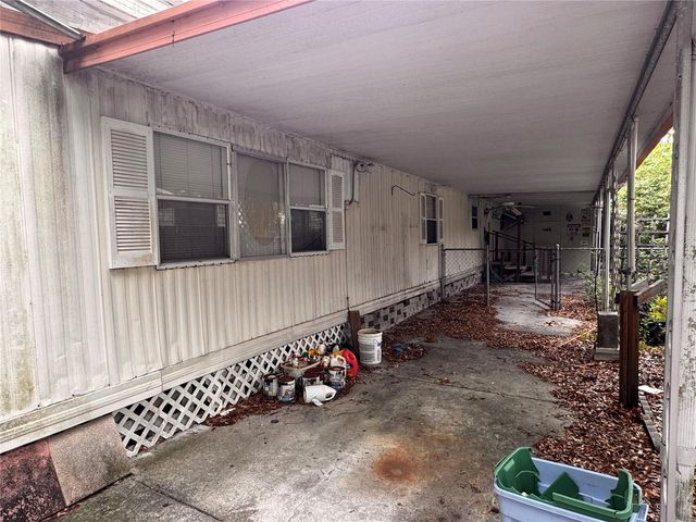 5042 76TH STREET N, St Petersburg, FL 33709
