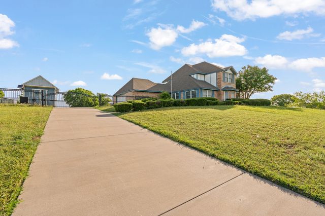 122 Clearview Lane, Fort Worth, TX 76126