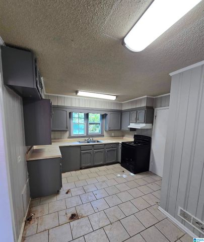 9607 RED LANE DRIVE, Birmingham, AL 35215
