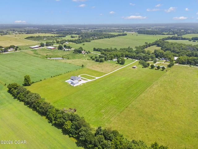 439 Lenape Road, Billings, MO 65610