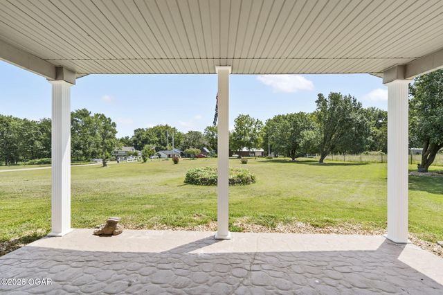 439 Lenape Road, Billings, MO 65610