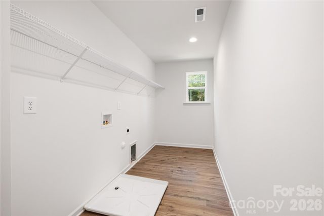 6087 Cambridge Drive, Harrisburg, NC 28075