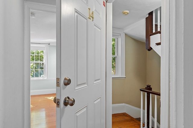 7 Andrew Street 14, Salem, MA 01970