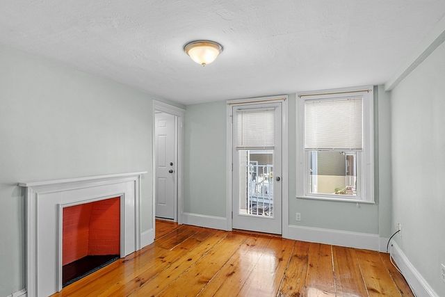 7 Andrew Street 14, Salem, MA 01970
