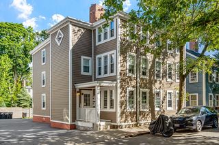 7 Andrew Street 14, Salem, MA 01970
