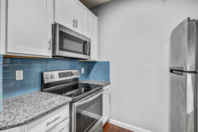 2320 Gracy Farms LN 1024, Austin, TX 78758