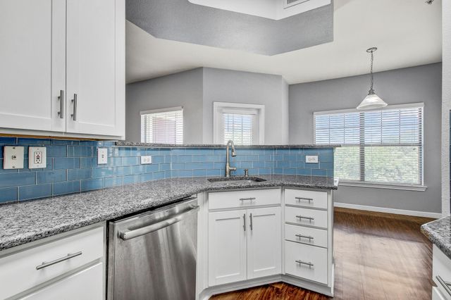 2320 Gracy Farms LN 1024, Austin, TX 78758