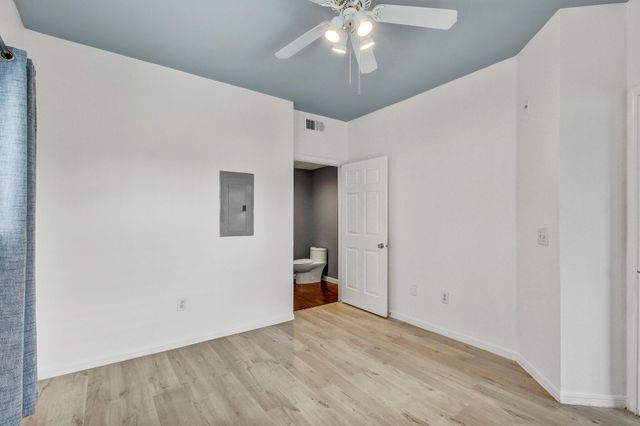 2320 Gracy Farms LN 1024, Austin, TX 78758