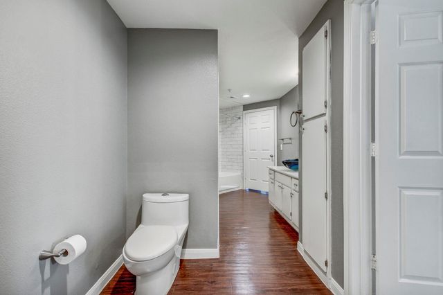 2320 Gracy Farms LN 1024, Austin, TX 78758