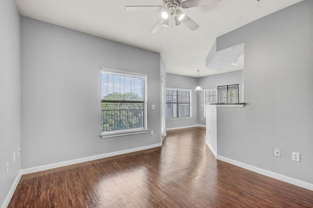 2320 Gracy Farms LN 1024, Austin, TX 78758