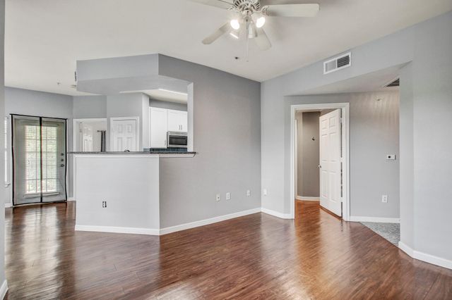 2320 Gracy Farms LN 1024, Austin, TX 78758