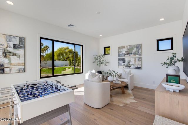 10810 N 82ND Place, Scottsdale, AZ 85260