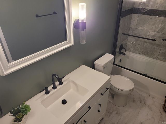 4535 Kuebler Road, Evansville, IN 47720