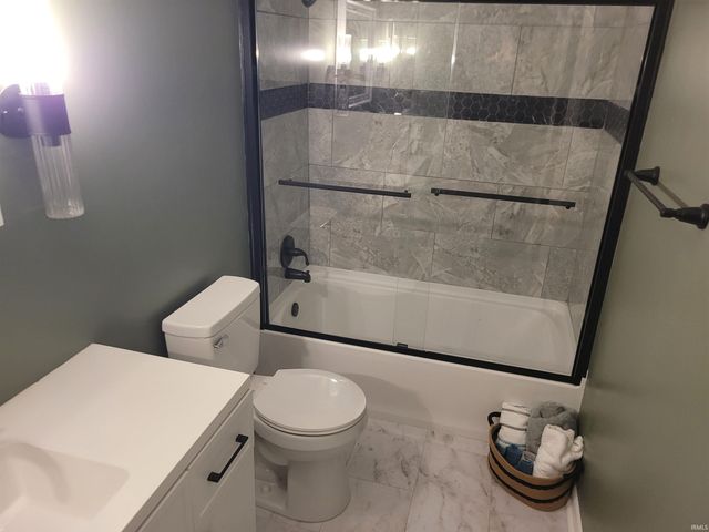 4535 Kuebler Road, Evansville, IN 47720