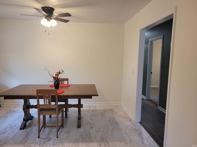 4535 Kuebler Road, Evansville, IN 47720