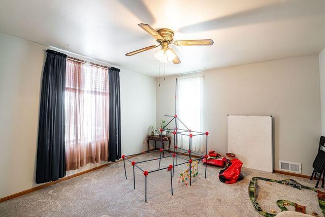 201 N 36th STREET, Milwaukee, WI 53208