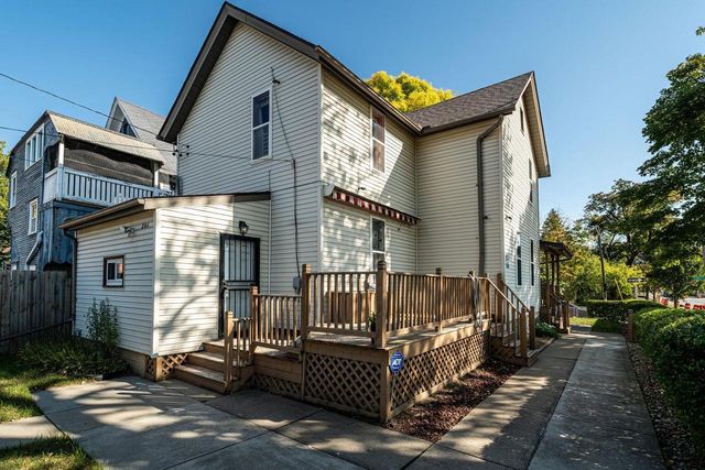 201 N 36th STREET, Milwaukee, WI 53208