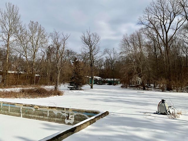 2240 S 350 E, Knox, IN 46534