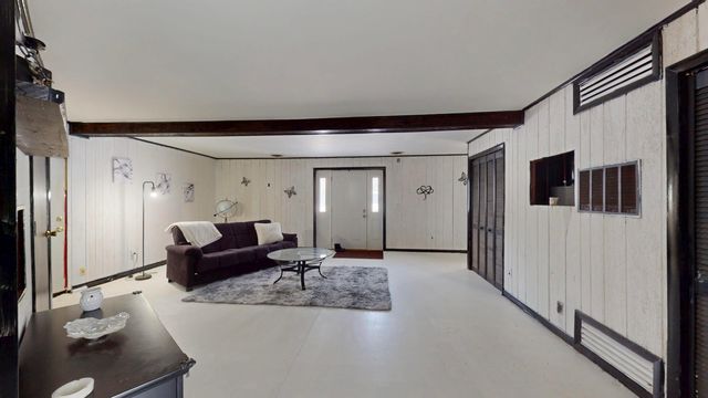 2240 S 350 E, Knox, IN 46534