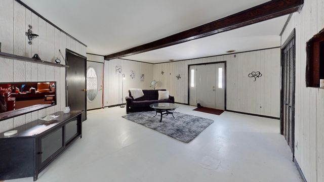 2240 S 350 E, Knox, IN 46534