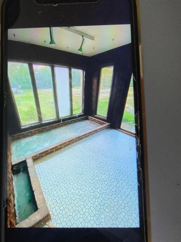 2240 S 350 E, Knox, IN 46534