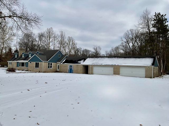 2240 S 350 E, Knox, IN 46534